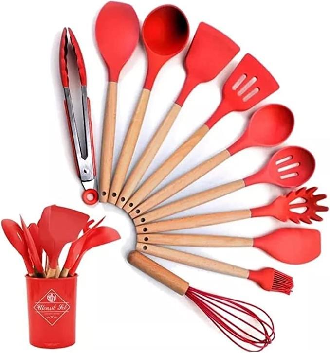 Kit Completo de Utensílios de Cozinha: 12 Peças em Silicone com Cabo de Madeira!